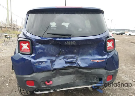 2020 Jeep Renegade Trailhawk 4X4 из США, поврежденный, VIN ZACNJBC13LPL99677